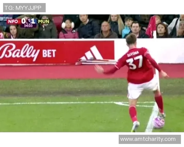 曼联宣布重大决定让球员无偿离队引发球迷热议 曼联宣布重大决定让球员无偿离队引发球迷热议