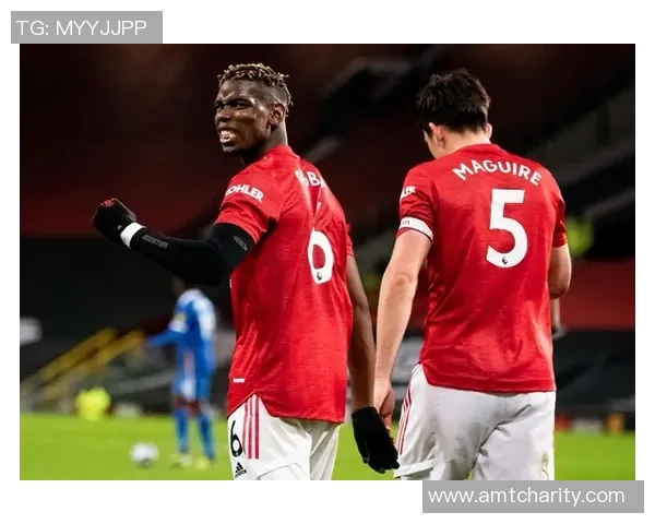 曼联热刺激战成平局双方积分紧咬争夺白热化 曼联热刺激战成平局双方积分紧咬争夺白热化