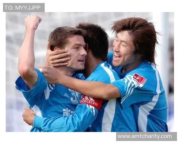 大连足球辉煌时刻:2003年扬戈维奇与西历亚克联手助攻实德大胜八一 大连足球辉煌时刻:2003年扬戈维奇与西历亚克联手助攻实德大胜八一