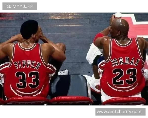 扬尼斯交易对NBA冠军争夺的深远影响与五笔交易解析 扬尼斯交易对NBA冠军争夺的深远影响与五笔交易解析